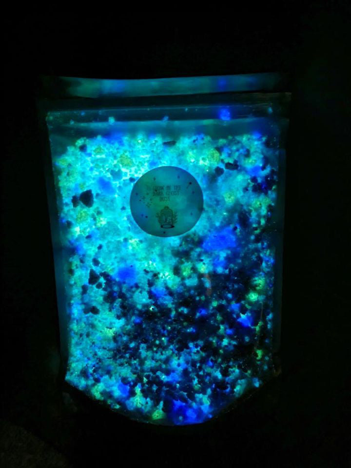 Glow in the Dark Ghost Dust
