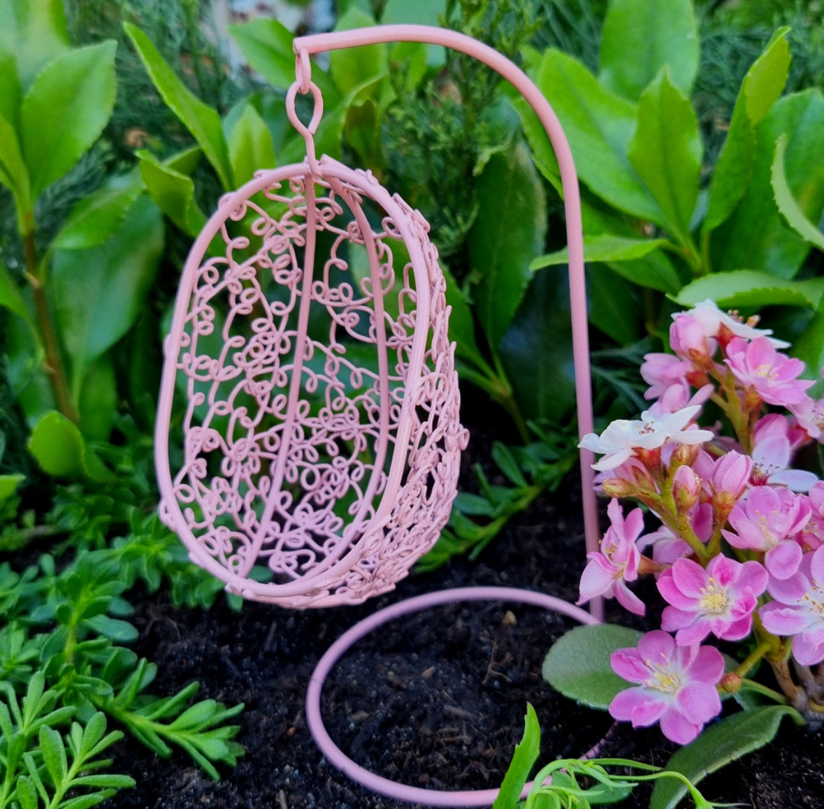 Metal Egg Chair w/Stand – Pink