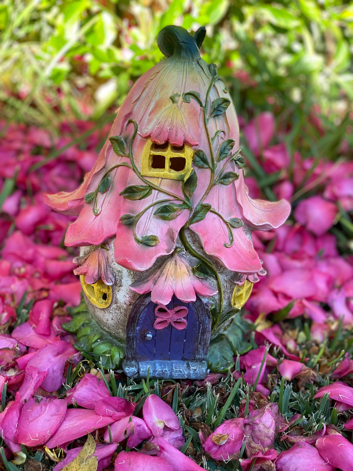 Pink Flower Fairy House (w/LED Light-Up)